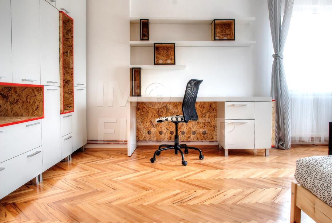 Vânzare apartament la cheie, zona Pașapoarte / Piața Cipariu - Poză 3