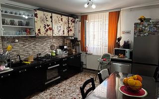 Apartament renovat cu 2 camere de vânzare in Sebeș - Poză 3