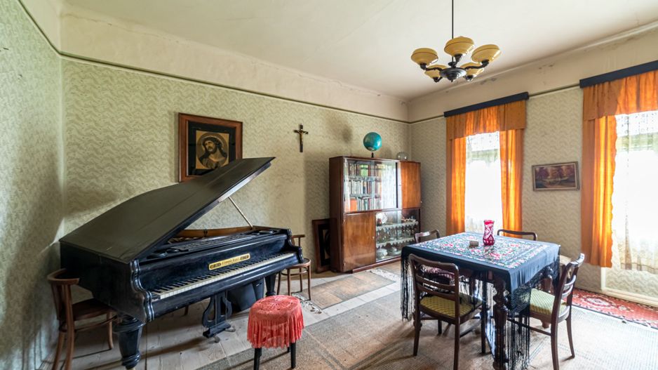 Casă în zona centrală Pâncota - Poză 2