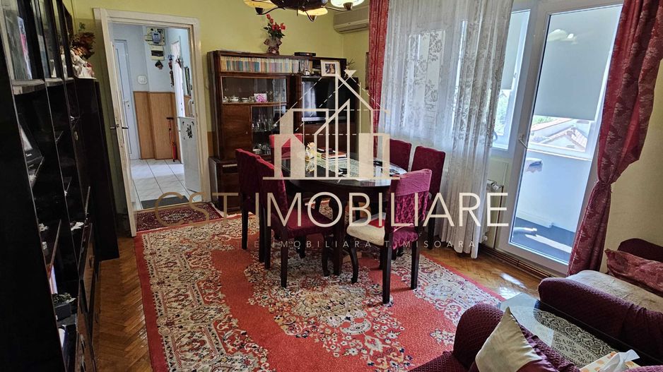 Vând apartament 3 camere Timișoara, Circimvalațiunii 1 - Poză 1