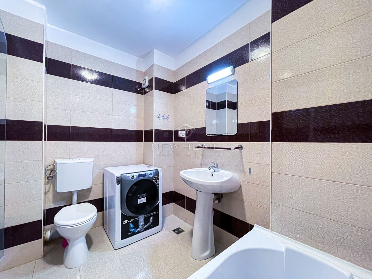 Apartament 2 camere 55 mp, zona Iulius Mall FSEGA - Poză 9