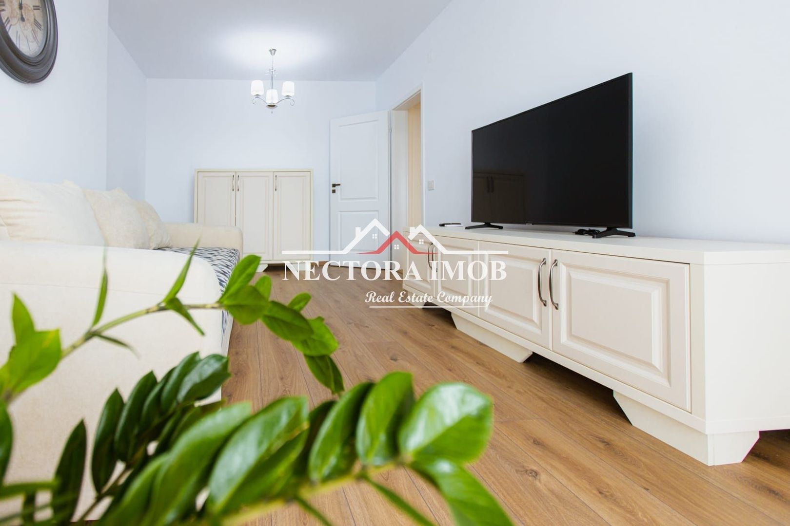 NECTORA IMOB-Apartament 2 camere,62 mp,Prima Onestilor,mobilat/utilat - Poză 2