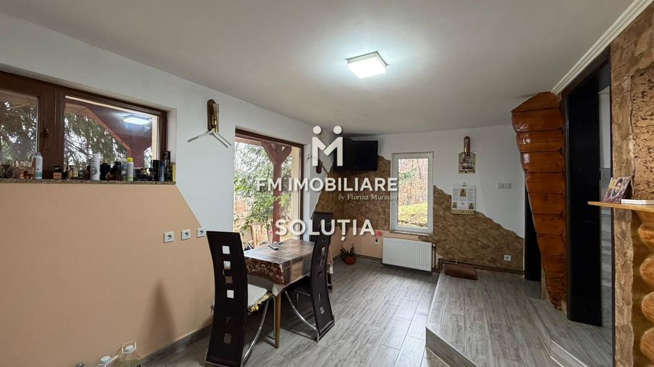 Casă de  vânzare cu vedere panoramică - Poză 6