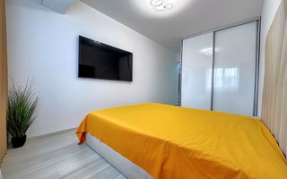 3 camere decomandat bucatarie inchisa 79mp Grand Arena parcare inclusa - Poză 2