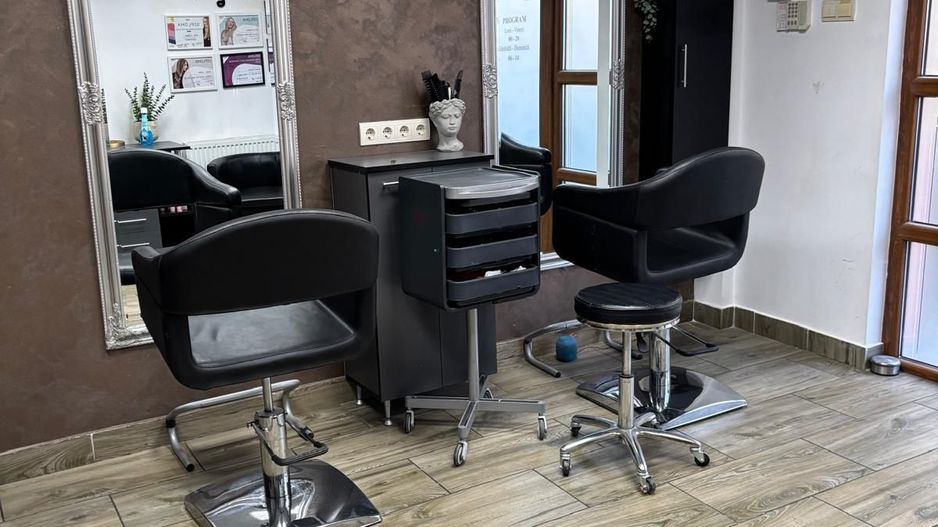 Spatiu comercial  55 mp. zona 7 Noiembrie langă Piată - Poză 8