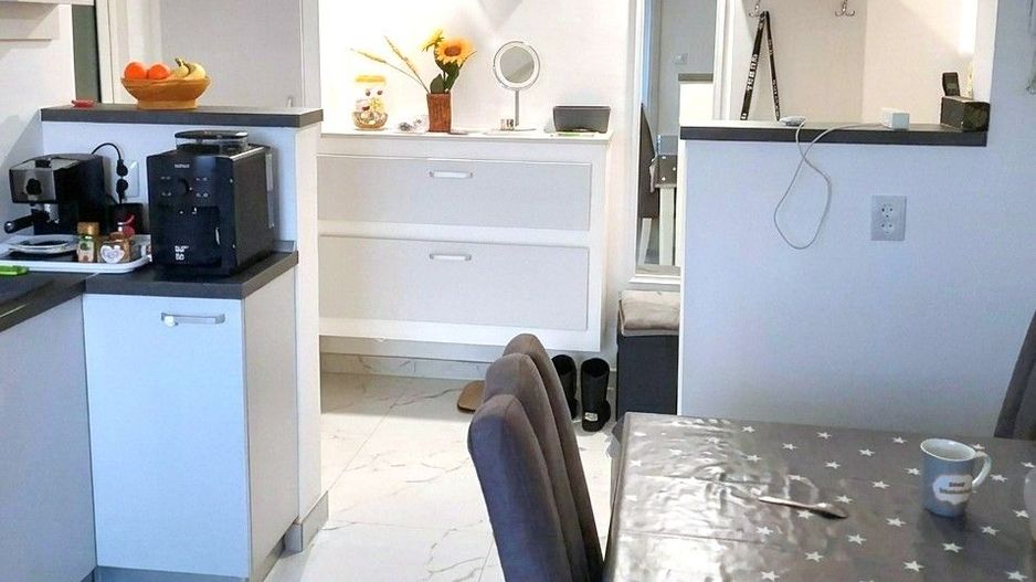 Apartament 2 camere, Cetate, zona piata, et.3, renovat - Poză 3