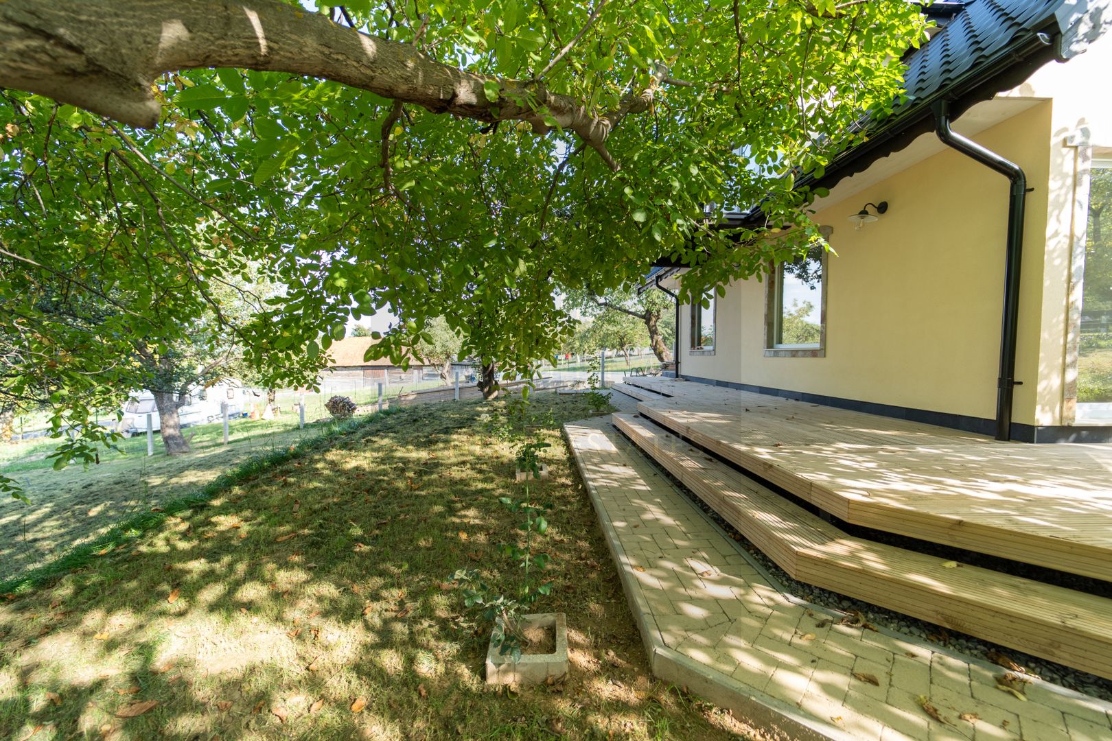 Casa de vacanță din Tohănița – locul unde muntele întâlnește liniștea - Poză 24