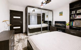 Apartament 4 camere de vanzare Dristor - Poză 2