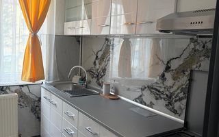 Apartament 2 camere | Etaj 1 | Decomandat | Cedonia | Balcon închis - Poză 7