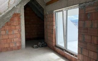 Duplex cu 4 camere, mansardă și curte proprie, zona Iris - Poză 7