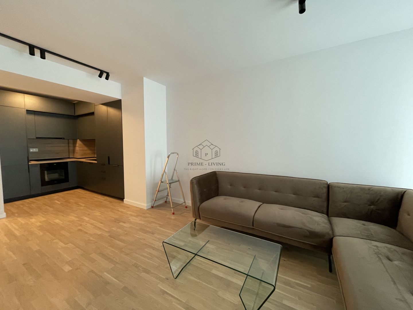 APARTAMENT COCHET DE 2 CAMERE LA INCHIRIERE IN STRAULESTI LANGA OMV - Poză 3