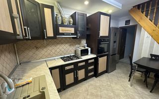 Casă 3 Camere de Vanzare | Curte | Renovată | Magazie - Poză 2