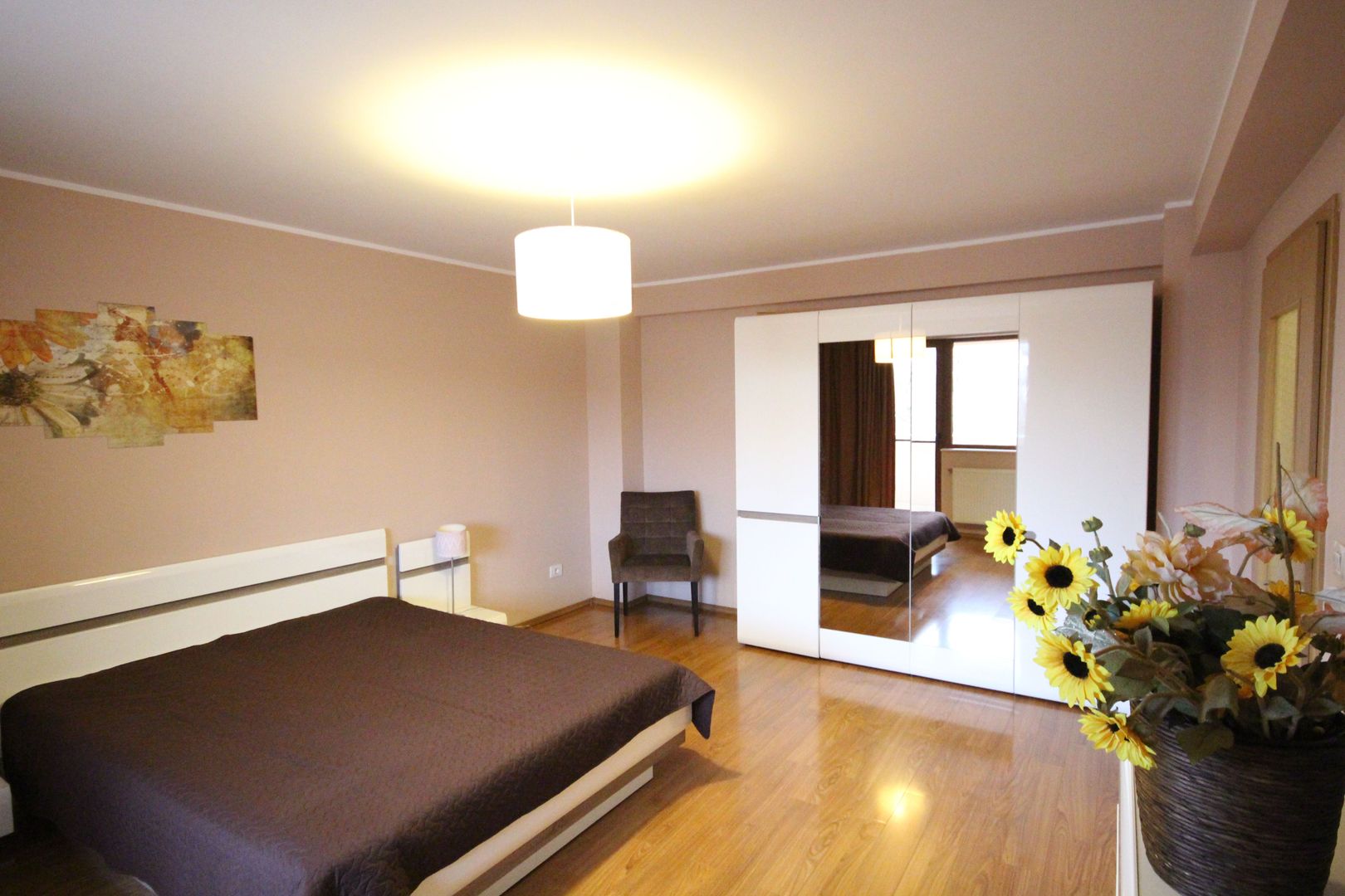 Apartament generos in imobil nou - Poză 5