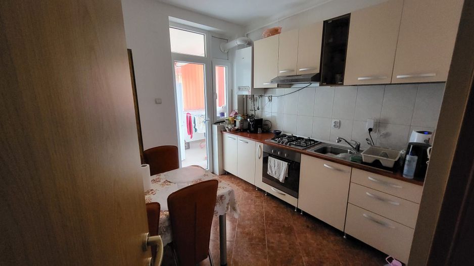 Apartament cu 3 camere de inchiriat Alba Iulia - Poză 3