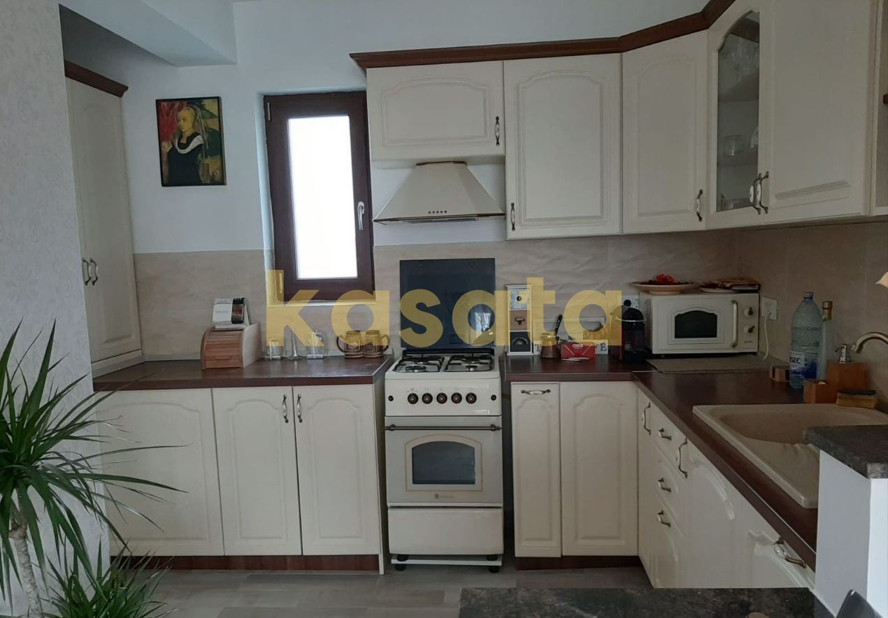 Casă individuală 3 camere de vânzare | Tunari | curte proprie - Poză 7