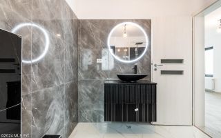 BERCENI-PRIMAVERII,VILA ,4 CAMERE,182 MP,3 BAI ,TEREN 326 MP,LA CHEIE! - Poză 12