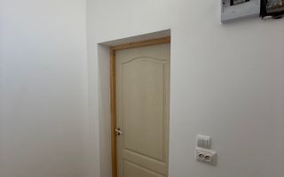 2 corpuri de Casă renovate + teren 125 mp Campina - Poză 17