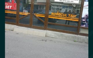 Spații comerciale de închiriat în Iași, Calea Galata - Poză 1