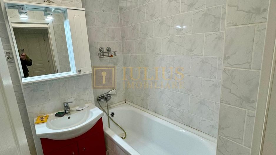 3 camere -2 dormitoare| 2 bai| centrala proprie| apartament superb| 2 balcoane - Poză 10