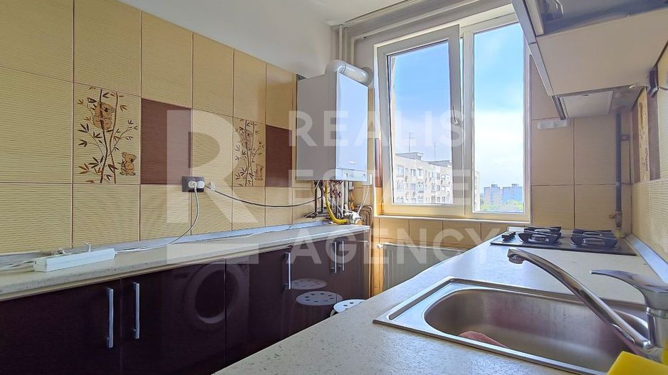 Vânzare, apartament cu 2 camere în zona Drumul Taberei - Poză 7