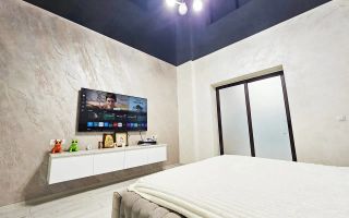 De vanzare - Casa 2 camere, renovata - singur in curte -Piata Centrala - Poză 2