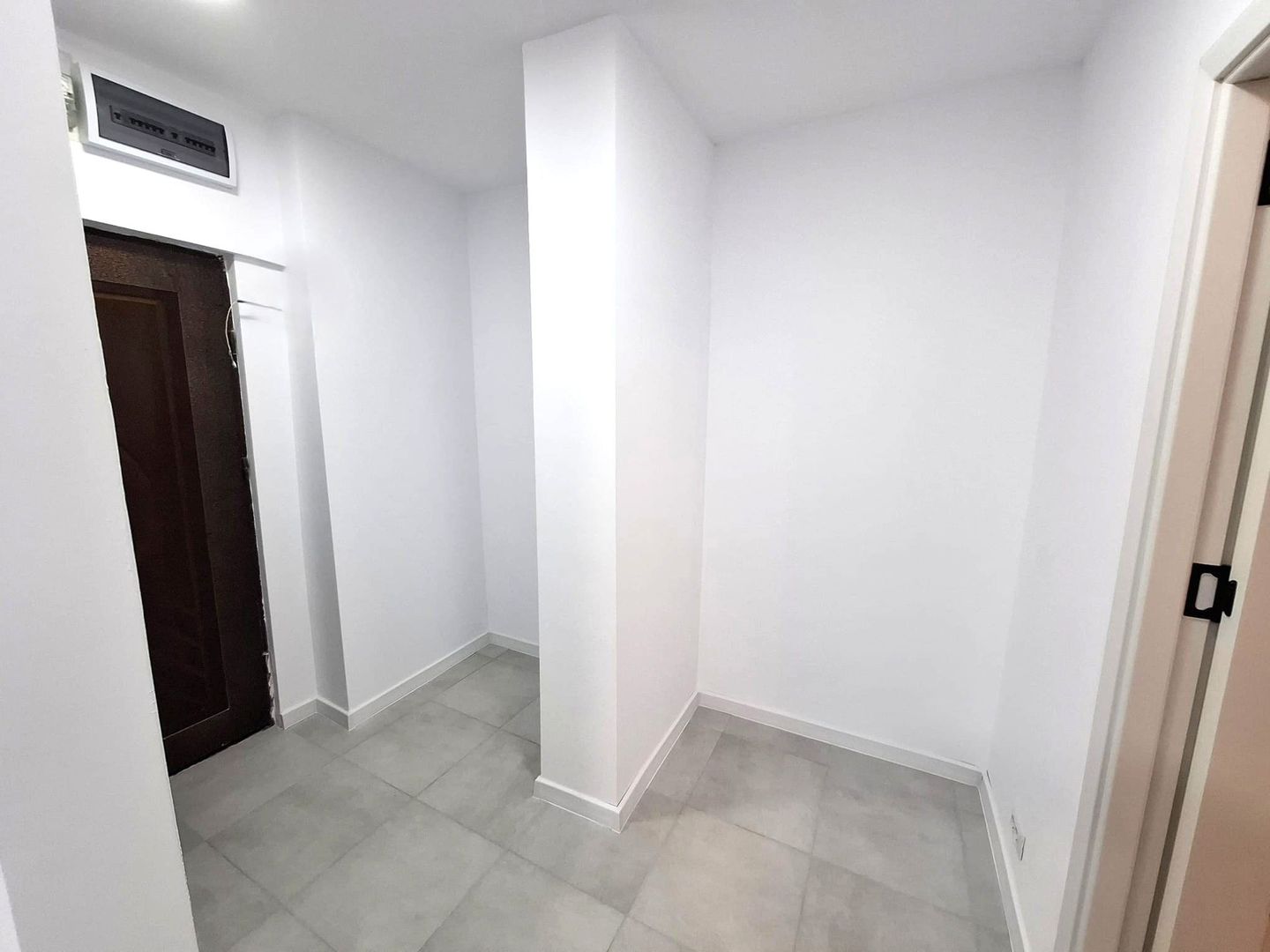 Gars decom 34, 31 mp, et 4/10, complet renovată, Theodor Pallady 6 - Poză 7