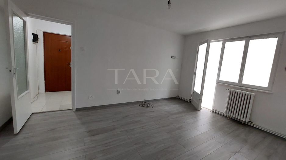 Apartament 2 camere renovat, etaj intermediar, Mănăștur. - Poză 1