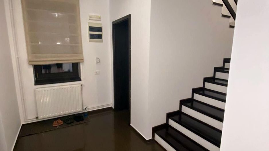 Spațiu. Construcție solidă. Confort real. - Poză 11