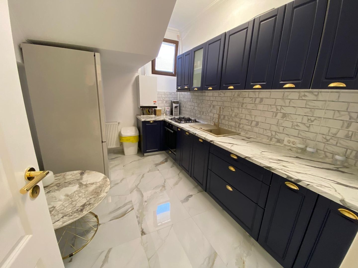 APARTAMENT LUX I SECTOR 1 - Poză 10