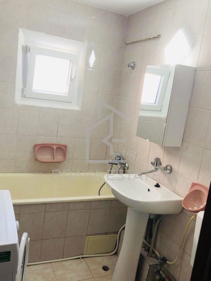 Apartament 2 camere, 55mp, parcare , balcon, zona Intre Lacuri - Poză 4