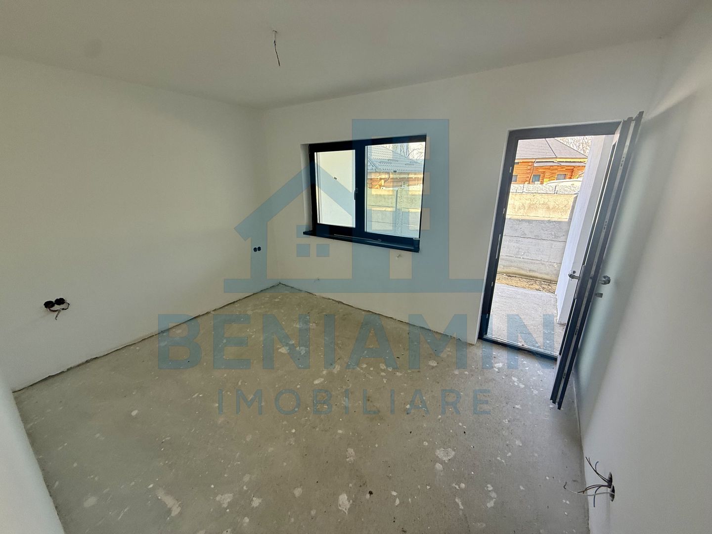 Casa parter - 331mp teren - 121mp casa -posibilitate predare - Leamna - Poză 6