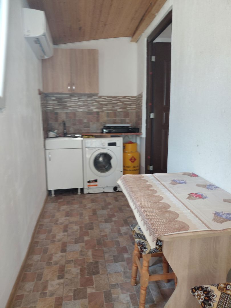 Apartament 1 camera la curte ,str. Traian - Poză 6