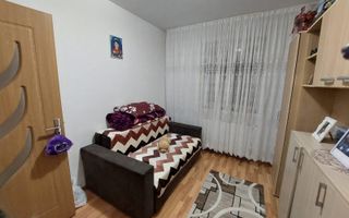Apartament cu 3 camere de vânzare în zona Luxor - Poză 9