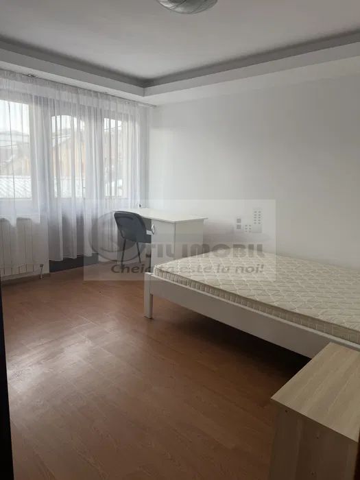 Apartament 3 camere | 600 m de Bd. Poitiers | Etaj 1 | Parcare inclusă - Poză 4