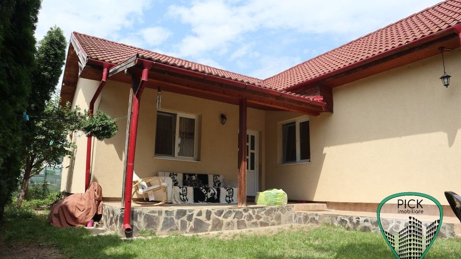 P 1151 Casă cu 4 camere în Sâncraiu de Mureș, jud. Mureș - Poză 2