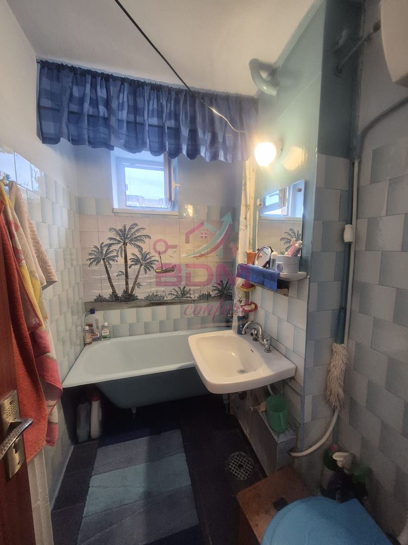 Apartament 2 camere | etaj intermediar | garaj | Micro 2 - Poză 11