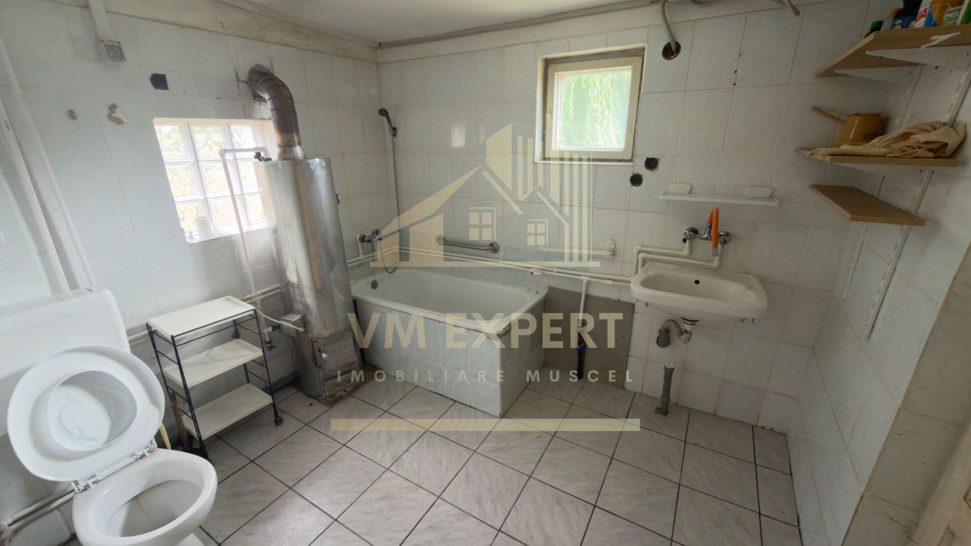 CASA 5 CAMERE TEREN 1138 MP BĂLILEȘTI  ARGES - Poză 14