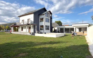 CASĂ 5 CAMERE TEREN 1600 MP CAMPULUNG - Poză 64