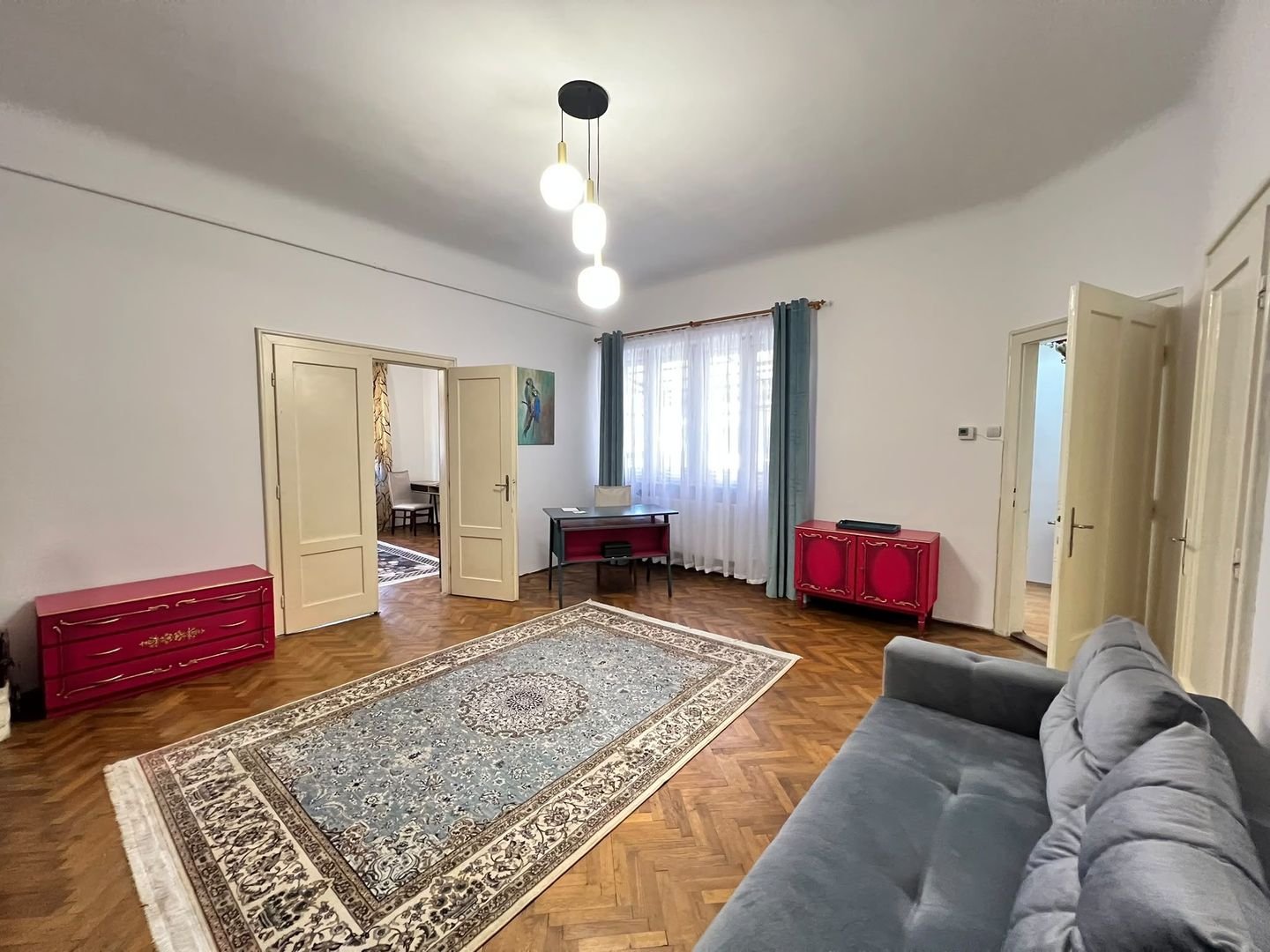 Apartament spatios cu 3 camere | 83 mp + veranda + curte | Ultracentral - Poză 4
