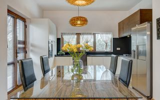 Vila de vanzare in Otopeni-central, zona linistita-Comision 0% - Poză 2