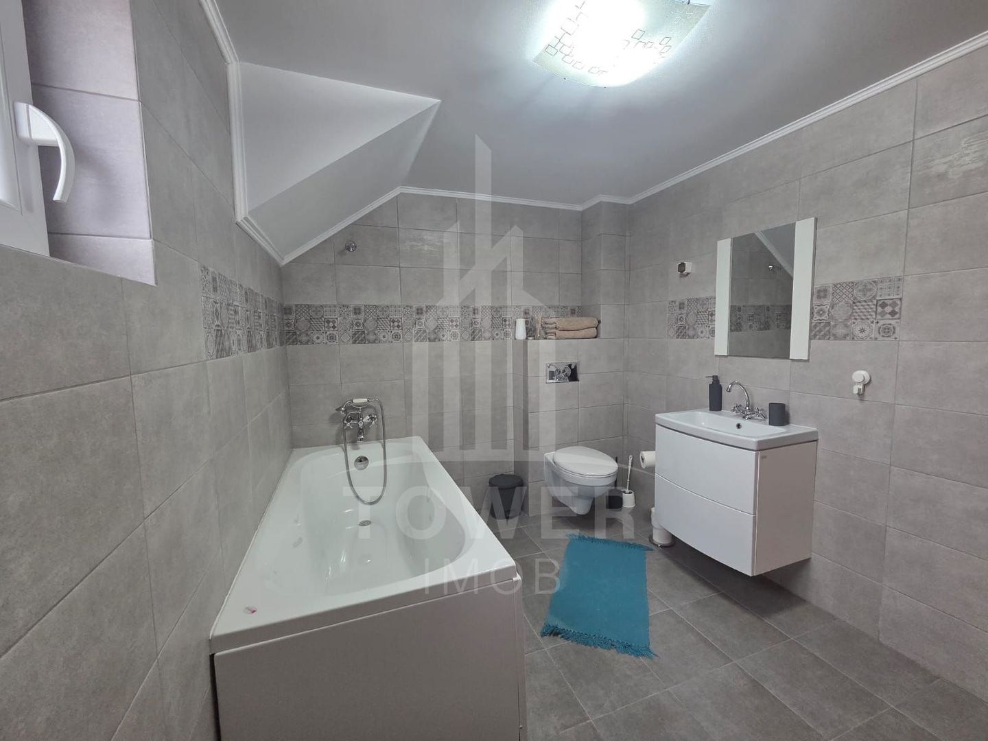 Casă de închiriat - Zona Gușterița, vedere spre munte - Poză 17