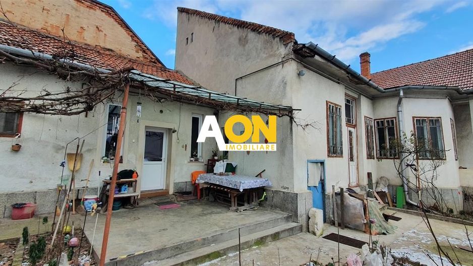 Casa 4 camere 720 mp teren, langa Cetatea Alba Carolina - Poză 2