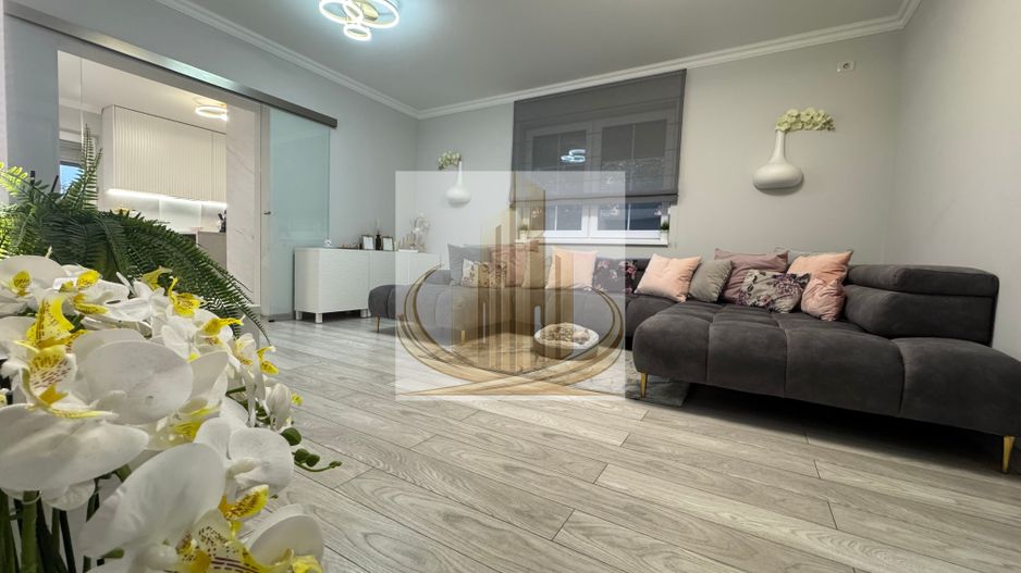 Casa in stil mediteranean, ultrafinisată 5 camere, 3 bai + curte. - Poză 1