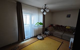 Vand apartament 4 camere, Republicii zona Liceul Sportiv - Poză 3
