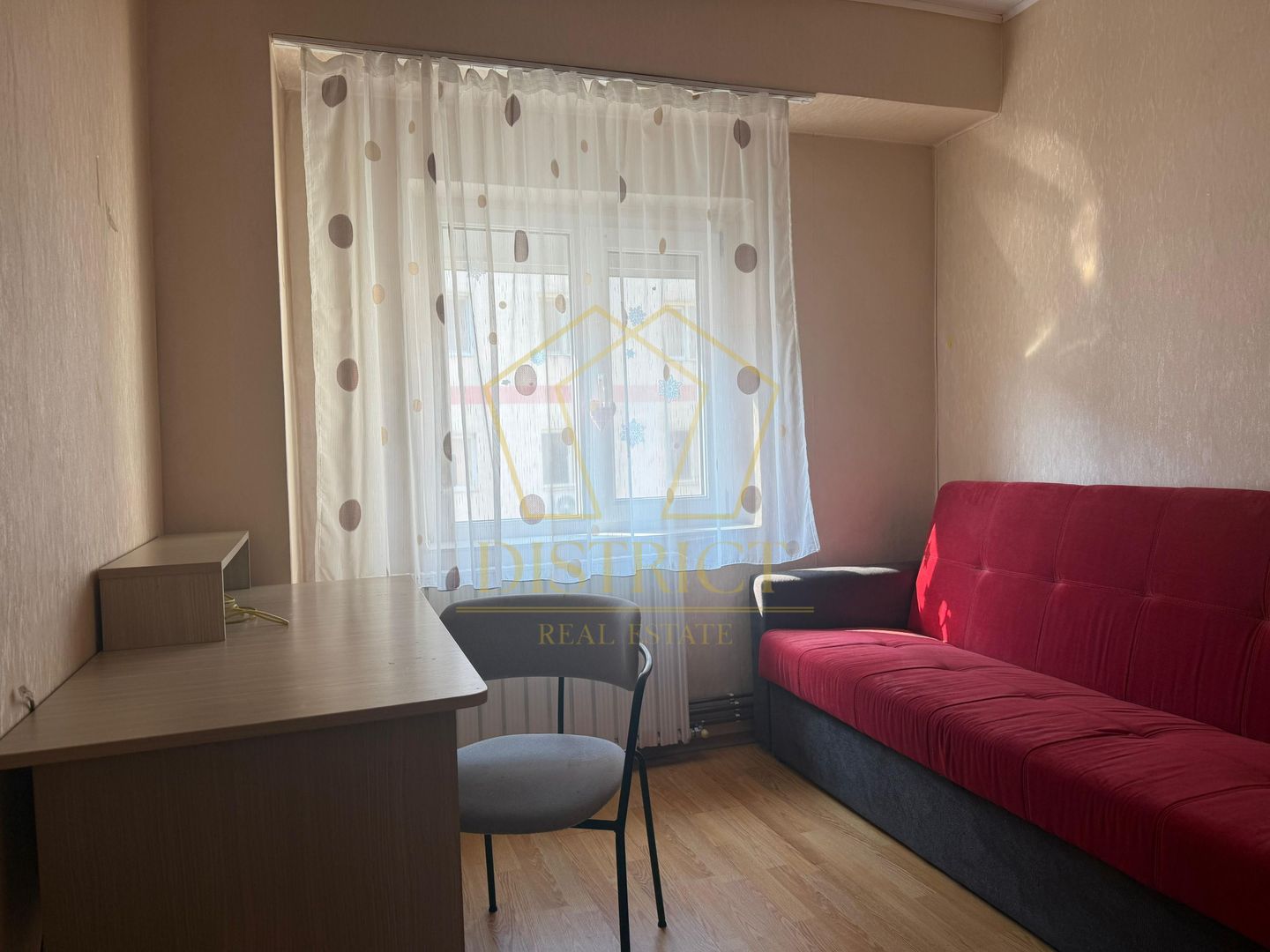 Apartament decomandat cu 5 camere si 2 bai, etaj 2 | Buziasului - Poză 10