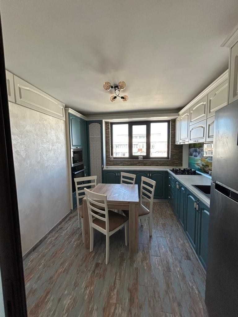 Apartament 2 camere, decomandat,  Micro 20 - Poză 1