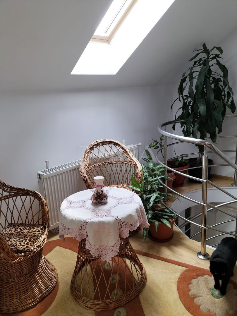 Apartament pe 2 niveluri, 120 mp, în zona Vivo - Poză 4