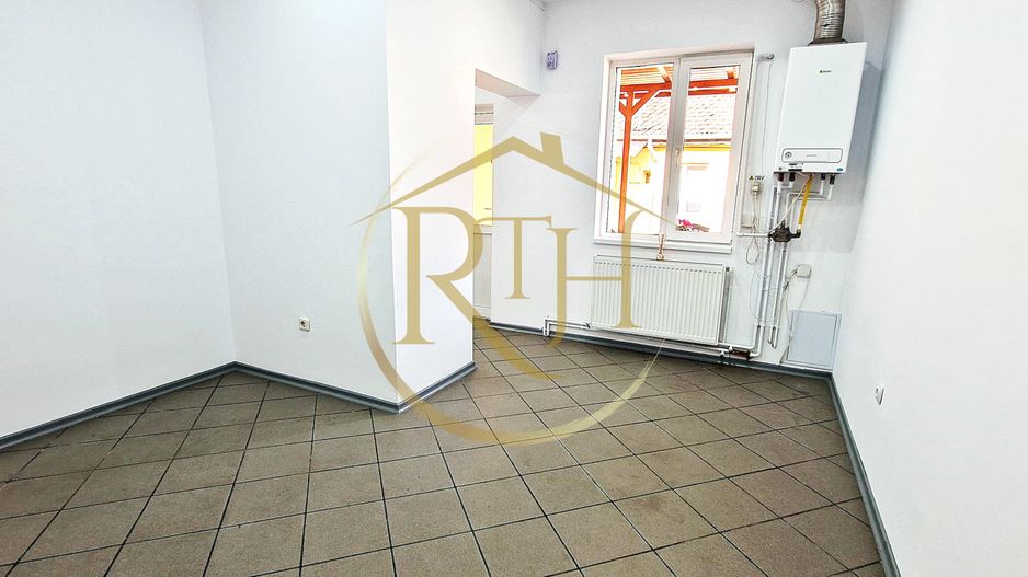 Spațiu comercial/birouri de închiriat – vad comercial excelent – zona Bălcescu - Poză 12