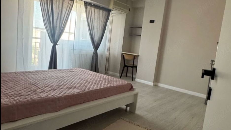 GARSONIERA - NATIUNILE UNITE, BUCATARIE INCHISA, MOBLATA MODERN - Poză 1