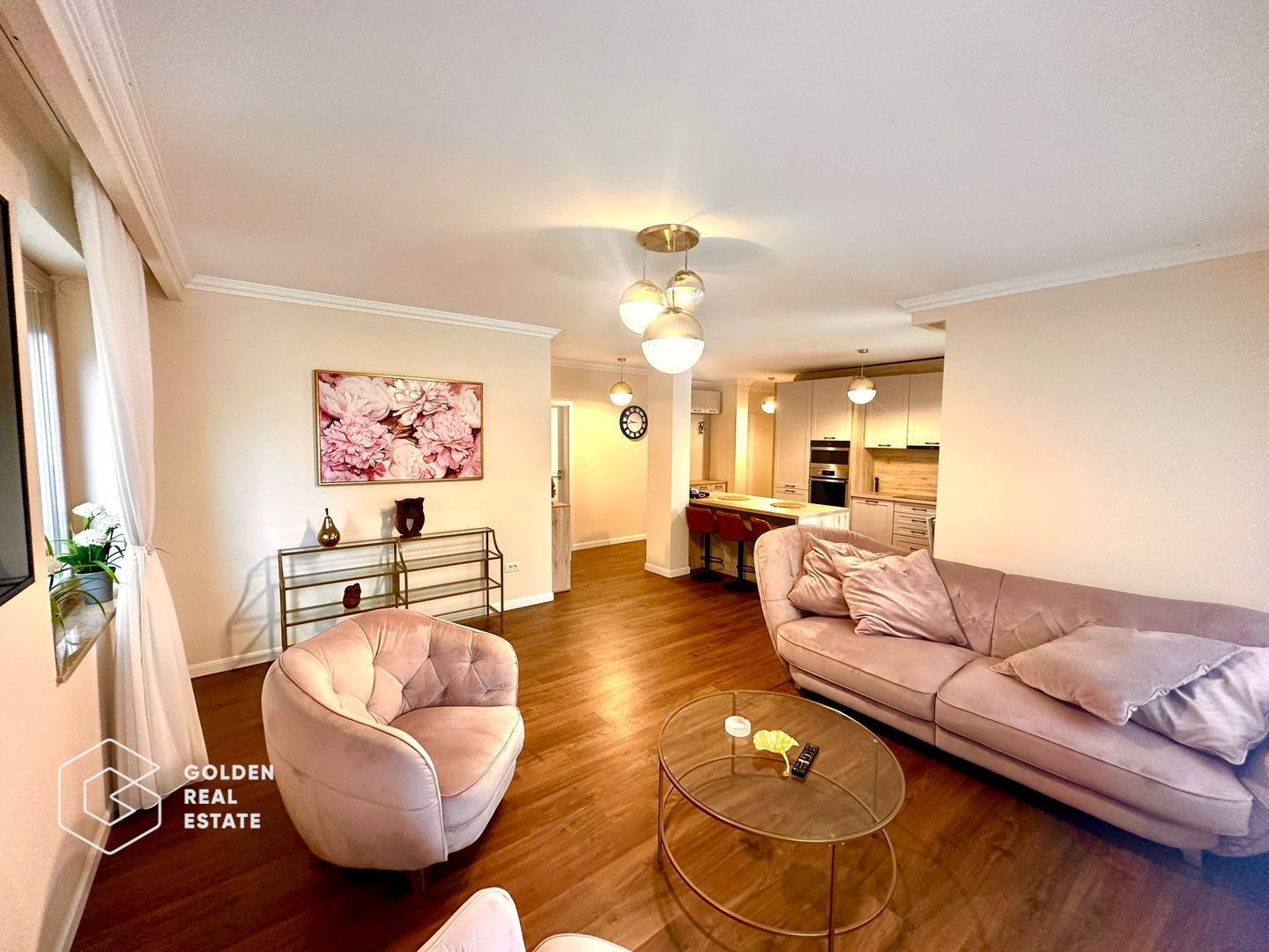 Apartament premium, zona Subcetate, 3 camere, 2 bai, loc parcare, sala, piscina - Poză 2